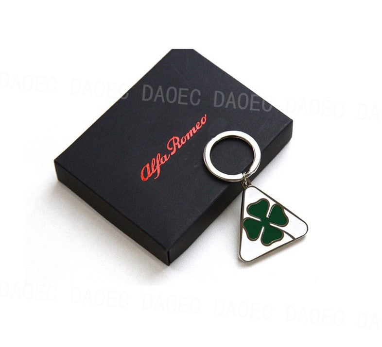 QV KEYCHAIN WITH A BOX